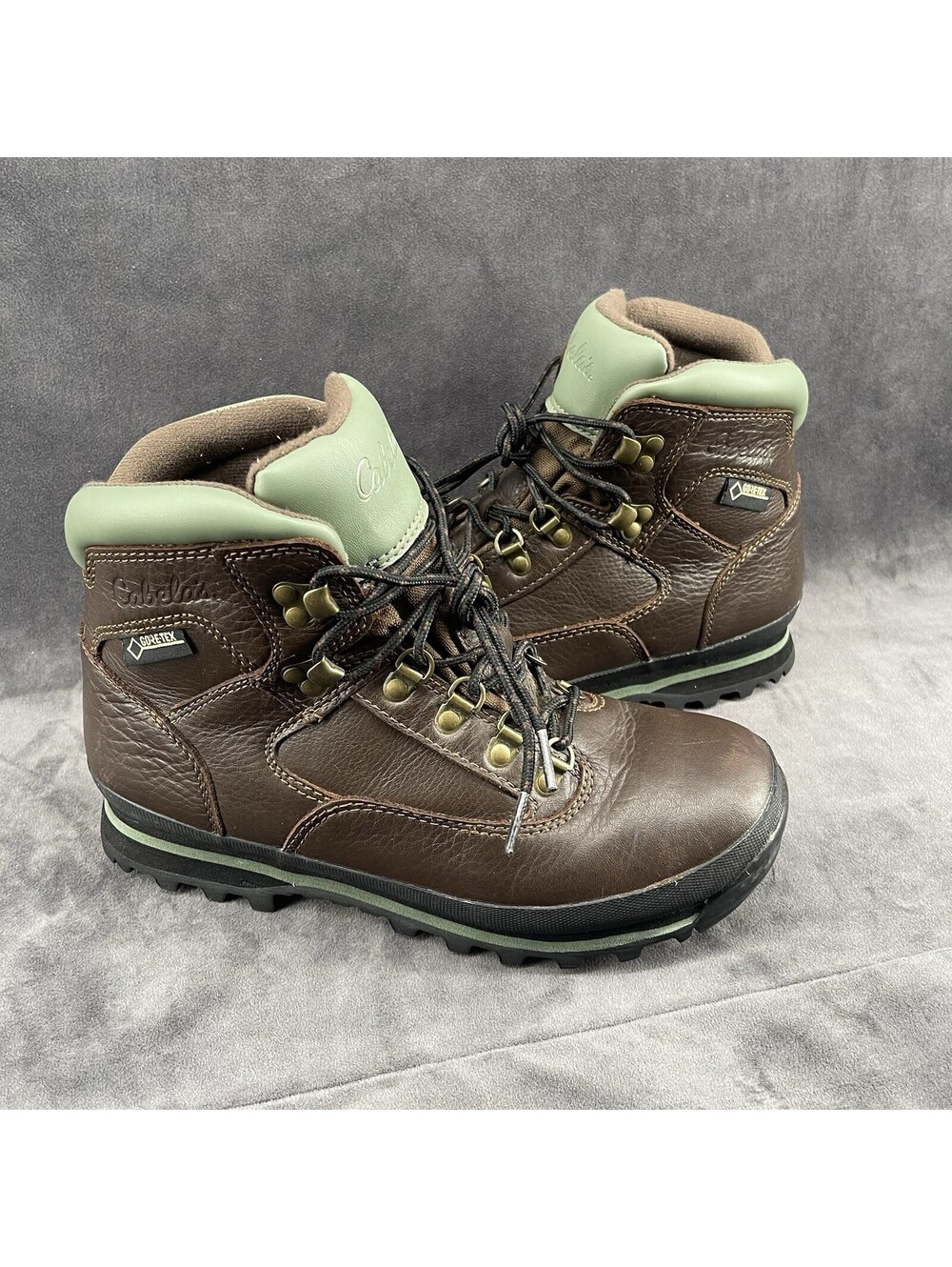 Cabela’s Rimrock Hikers Women’s Size 10M Waterproof Gore-Tex Hiking Boots
